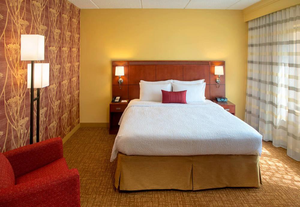 Hotel Courtyard By Marriott Poughkeepsie Exterior foto