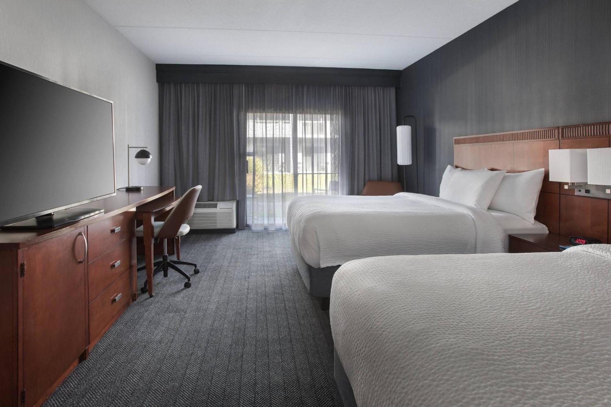Hotel Courtyard By Marriott Poughkeepsie Exterior foto