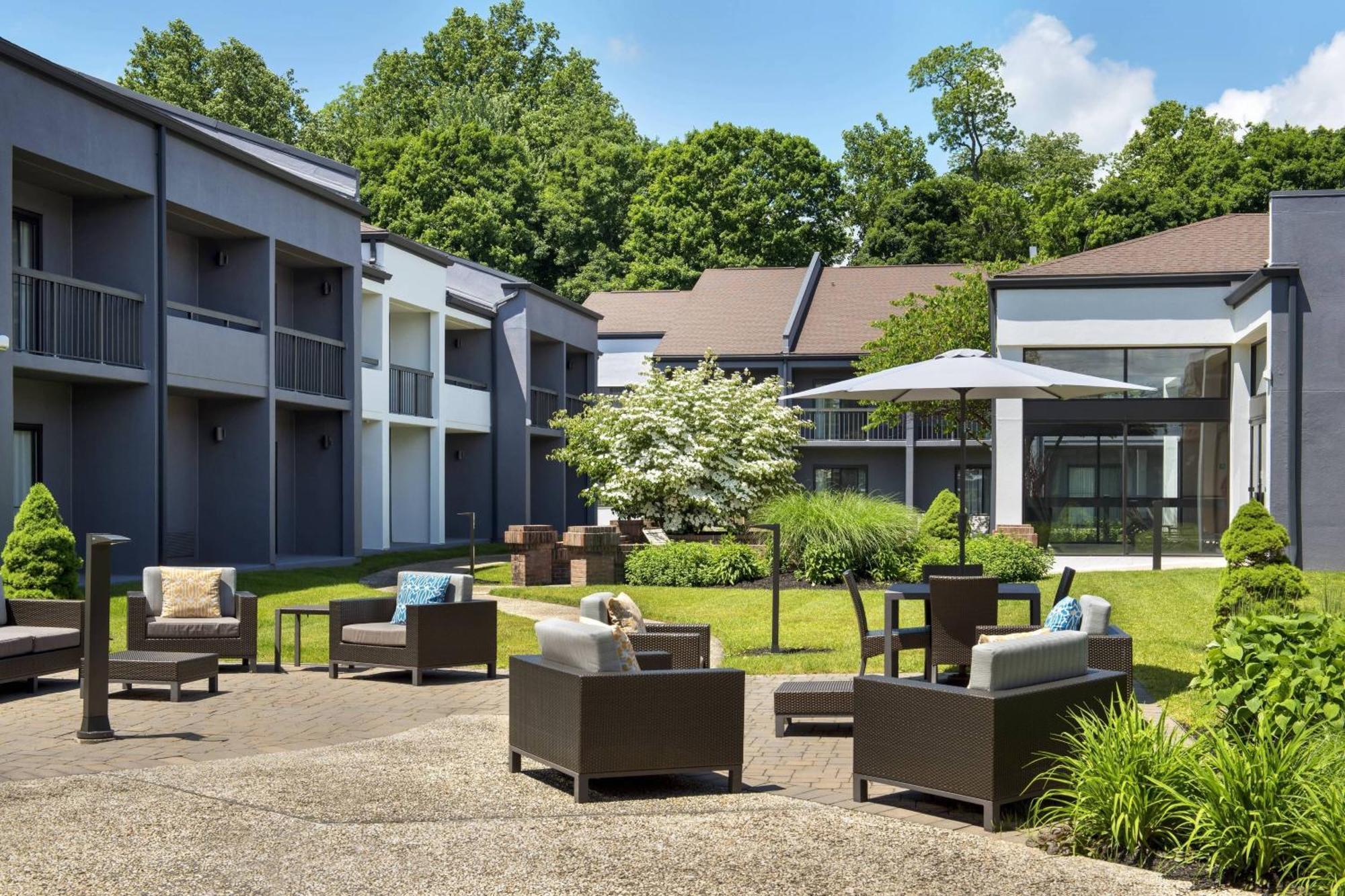 Hotel Courtyard By Marriott Poughkeepsie Exterior foto