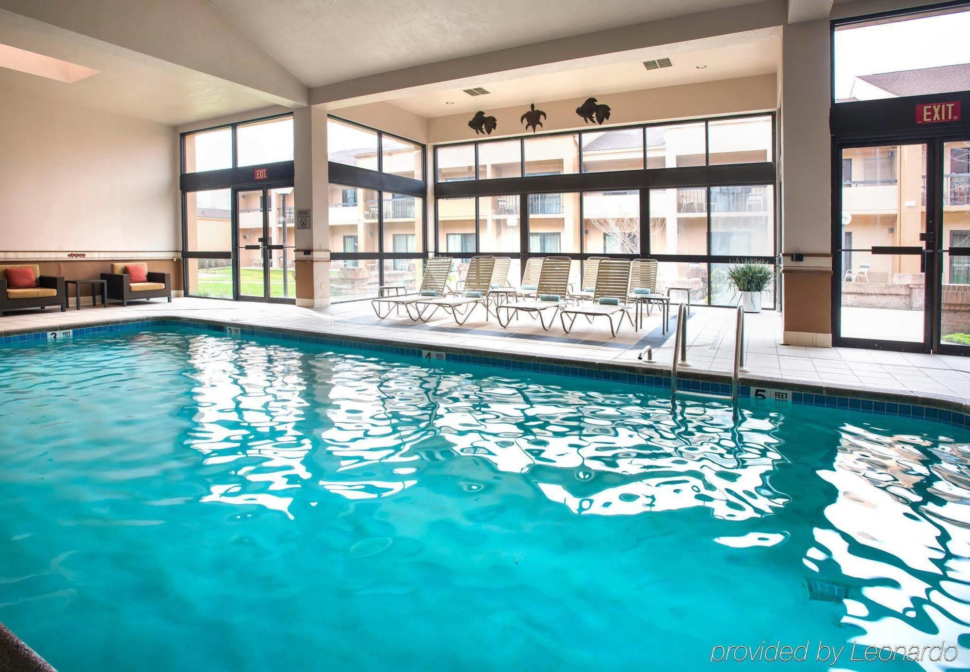 Hotel Courtyard By Marriott Poughkeepsie Exterior foto