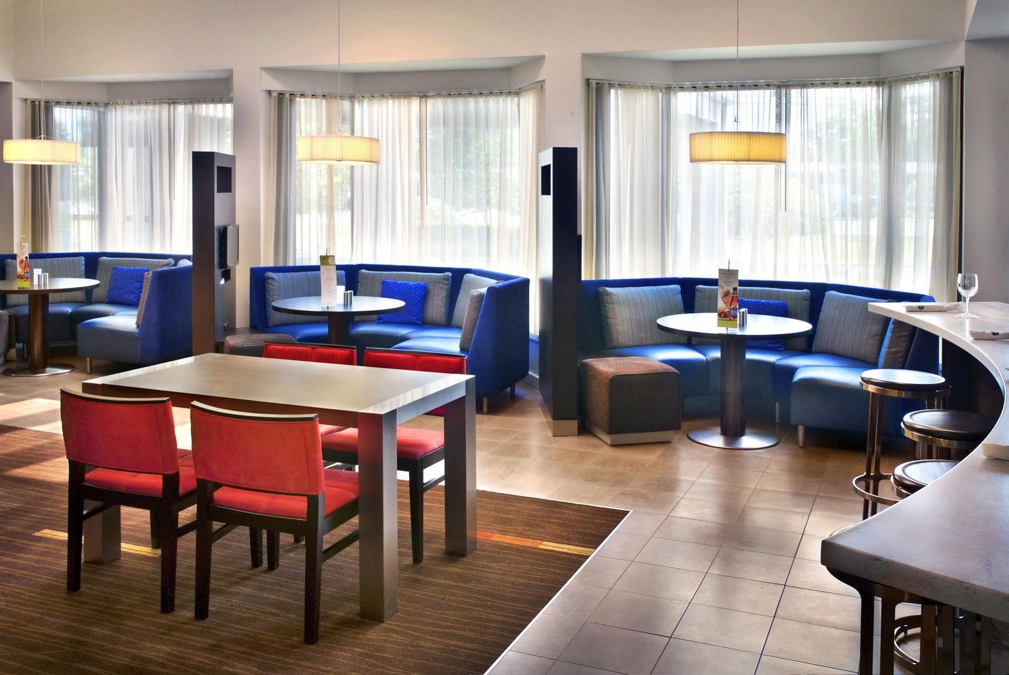 Hotel Courtyard By Marriott Poughkeepsie Exterior foto